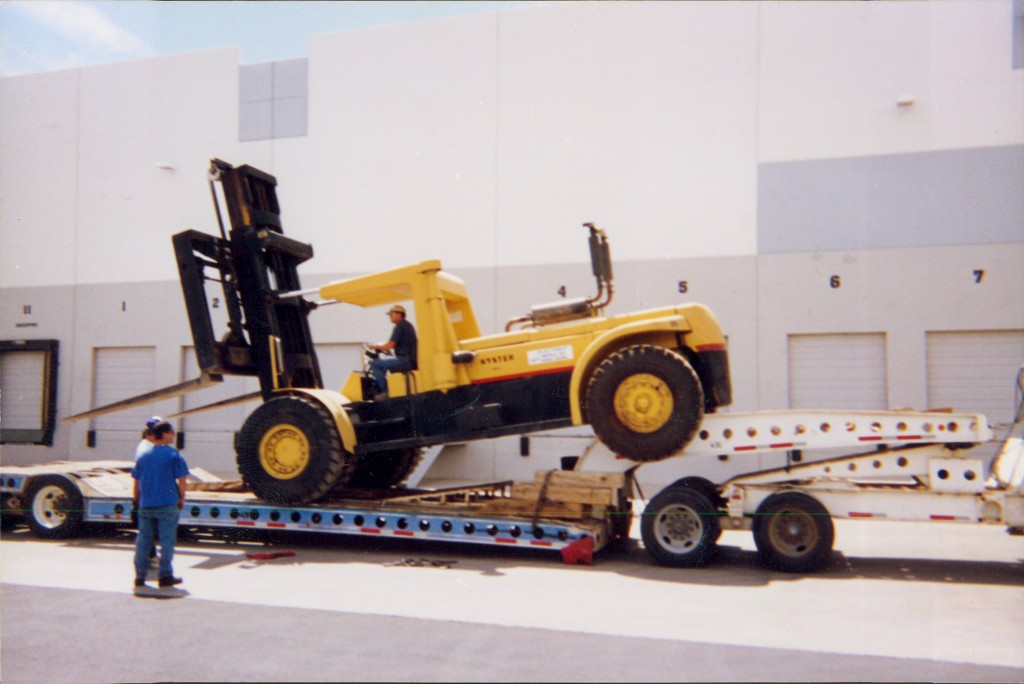 Forklift on Scissor Lift