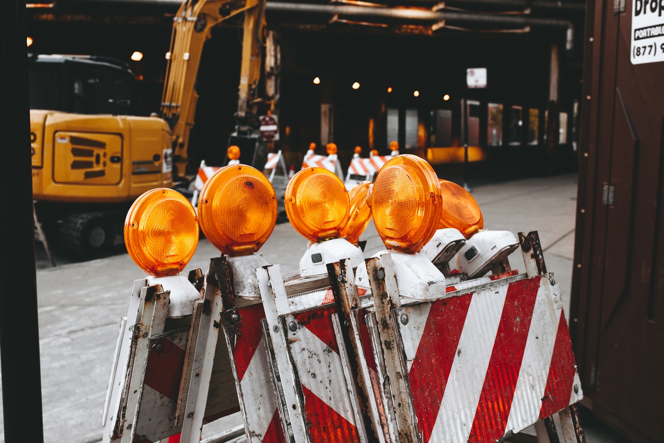 lull forklift construction warning