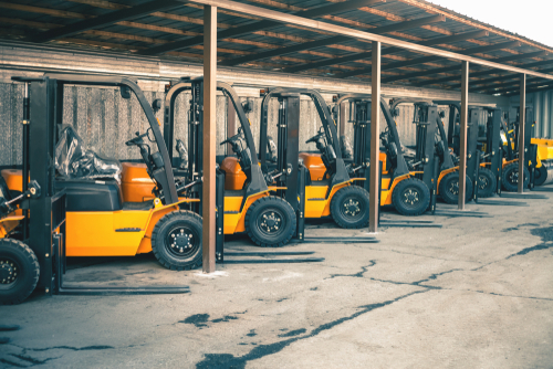 How Much Does A 3000 Lb Capacity Forklift Weight 